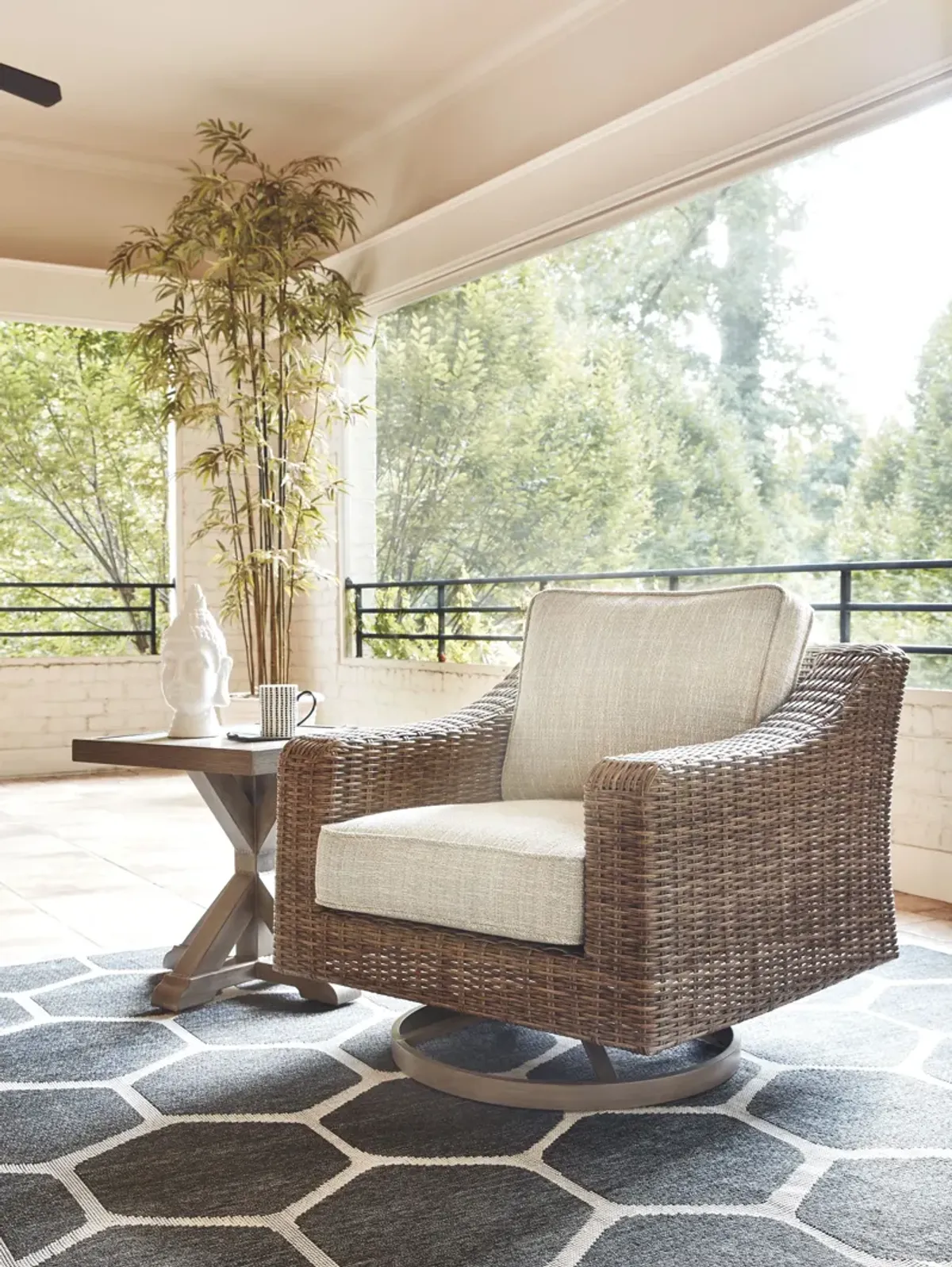 Beachcroft Outdoor Swivel Lounge with Cushion