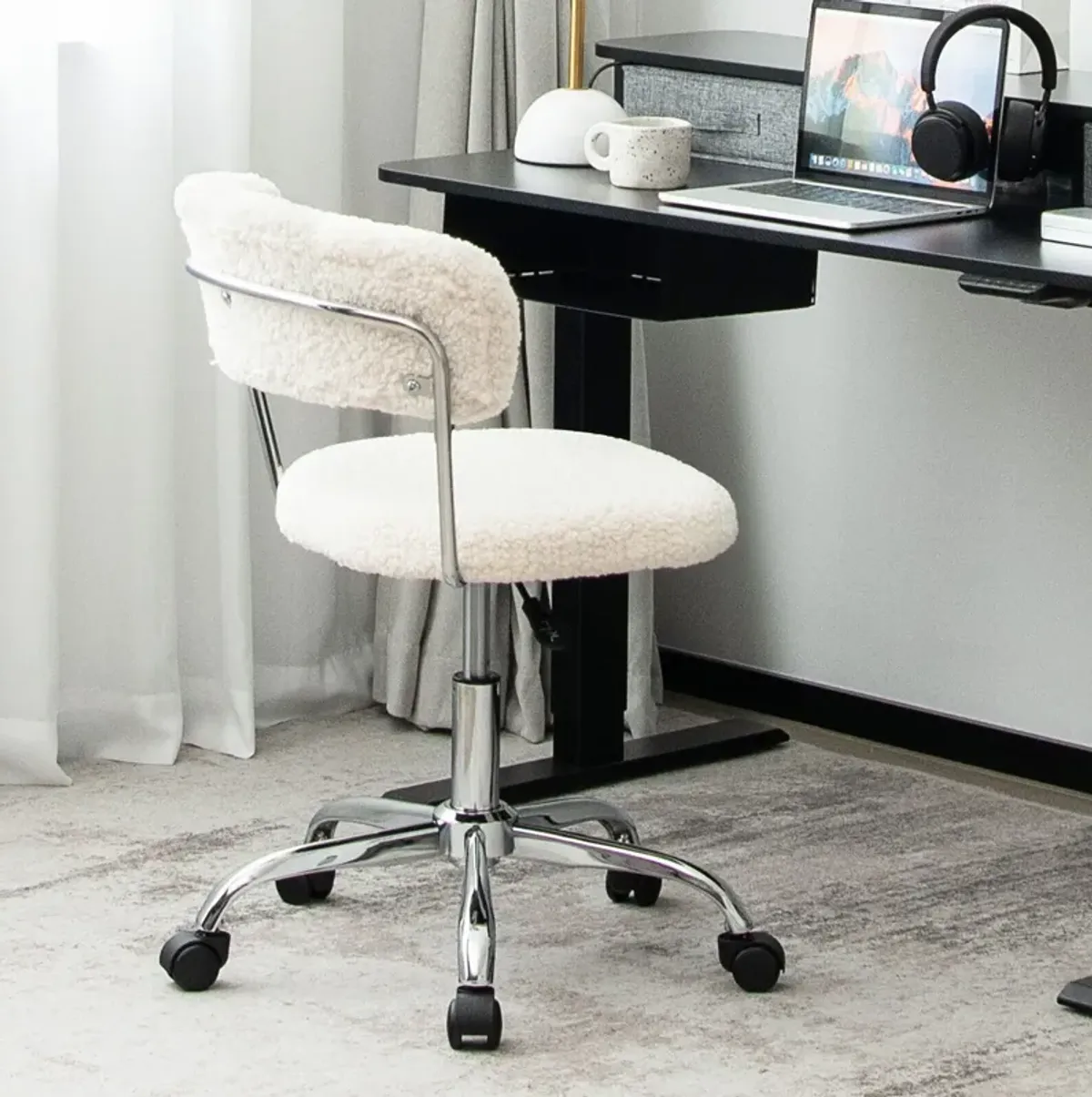 Computer Desk Chair Adjustable Sherpa Office Chair Swivel Vanity Chair-White