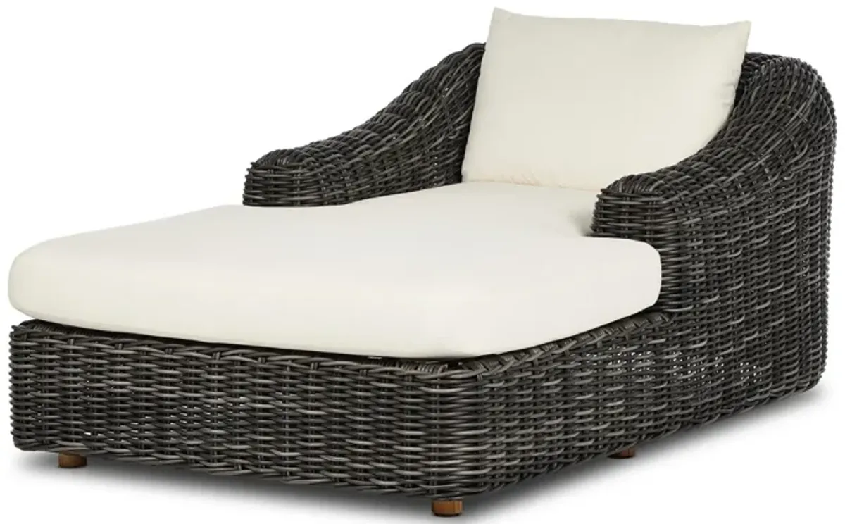 Messina Outdoor Chaise Lounge