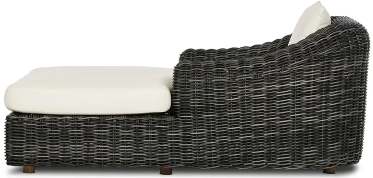 Messina Outdoor Chaise Lounge