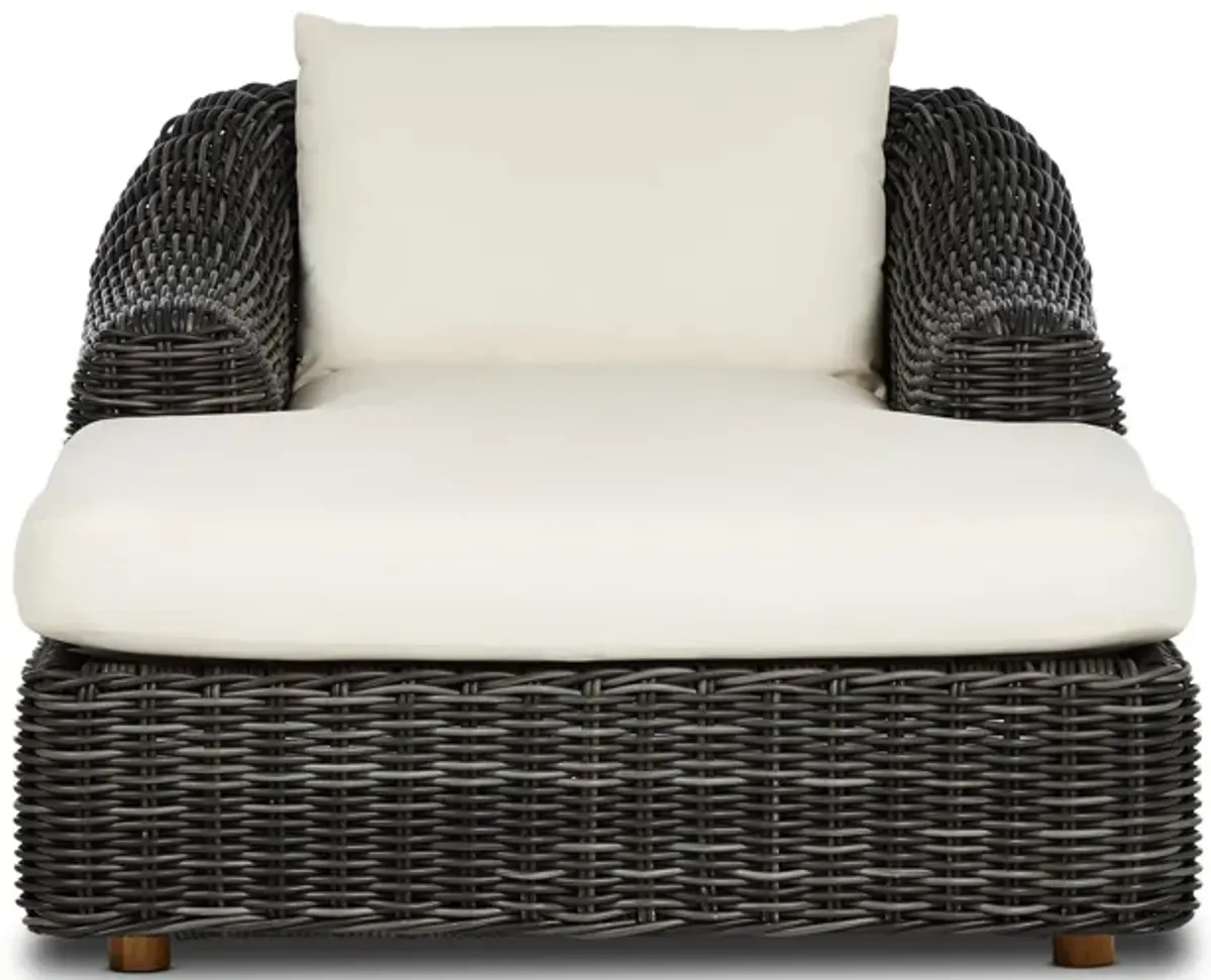 Messina Outdoor Chaise Lounge