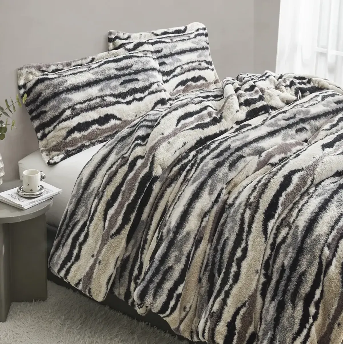 Cozy Rivers - Coma Inducer� Oversized Comforter Set