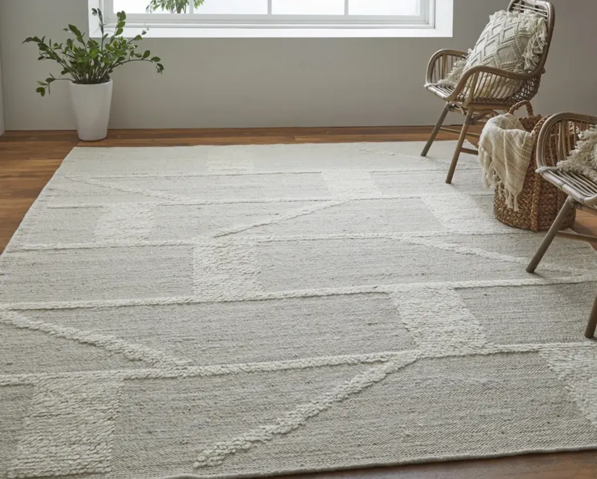 Ashby 8908F Tan/Ivory 2' x 3' Rug