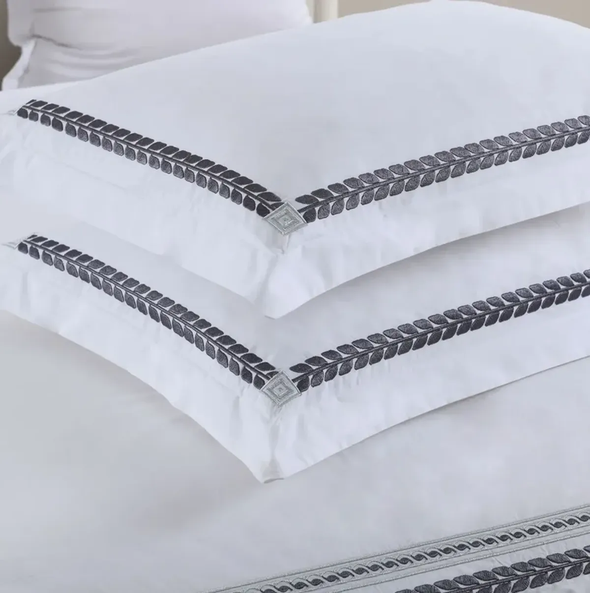 Egyptian Linens - Sadie Percale Embroidered Duvet Cover Set - Made in Egypt