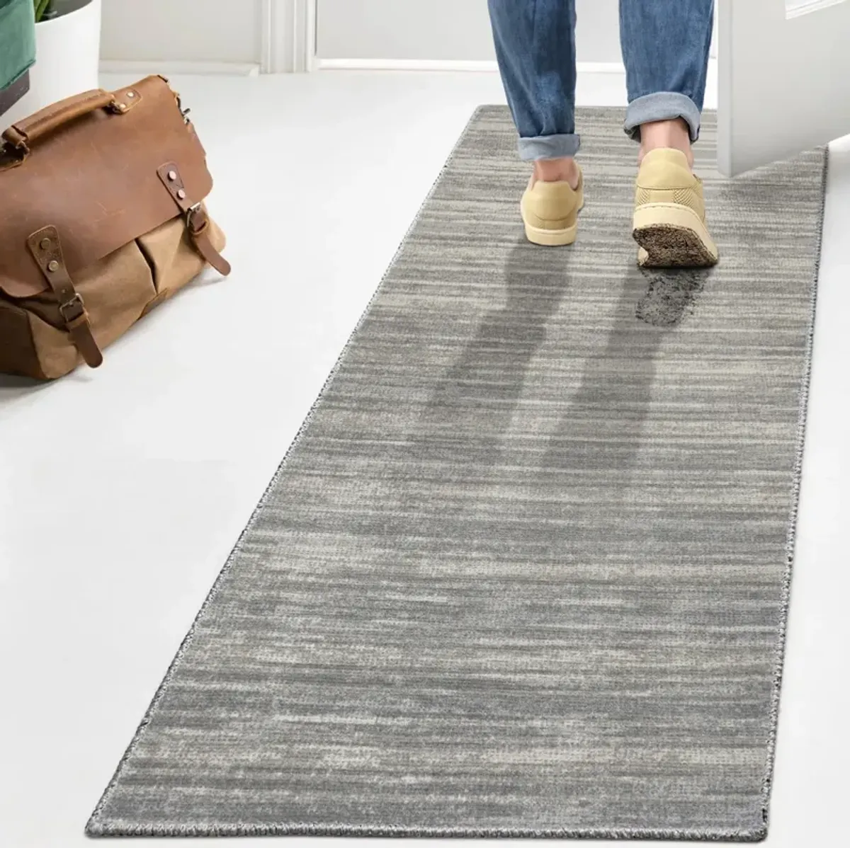 Fawning Two-Tone Striped Classic Low-Pile Machine-Washable Cream/Dark Gray Area Rug