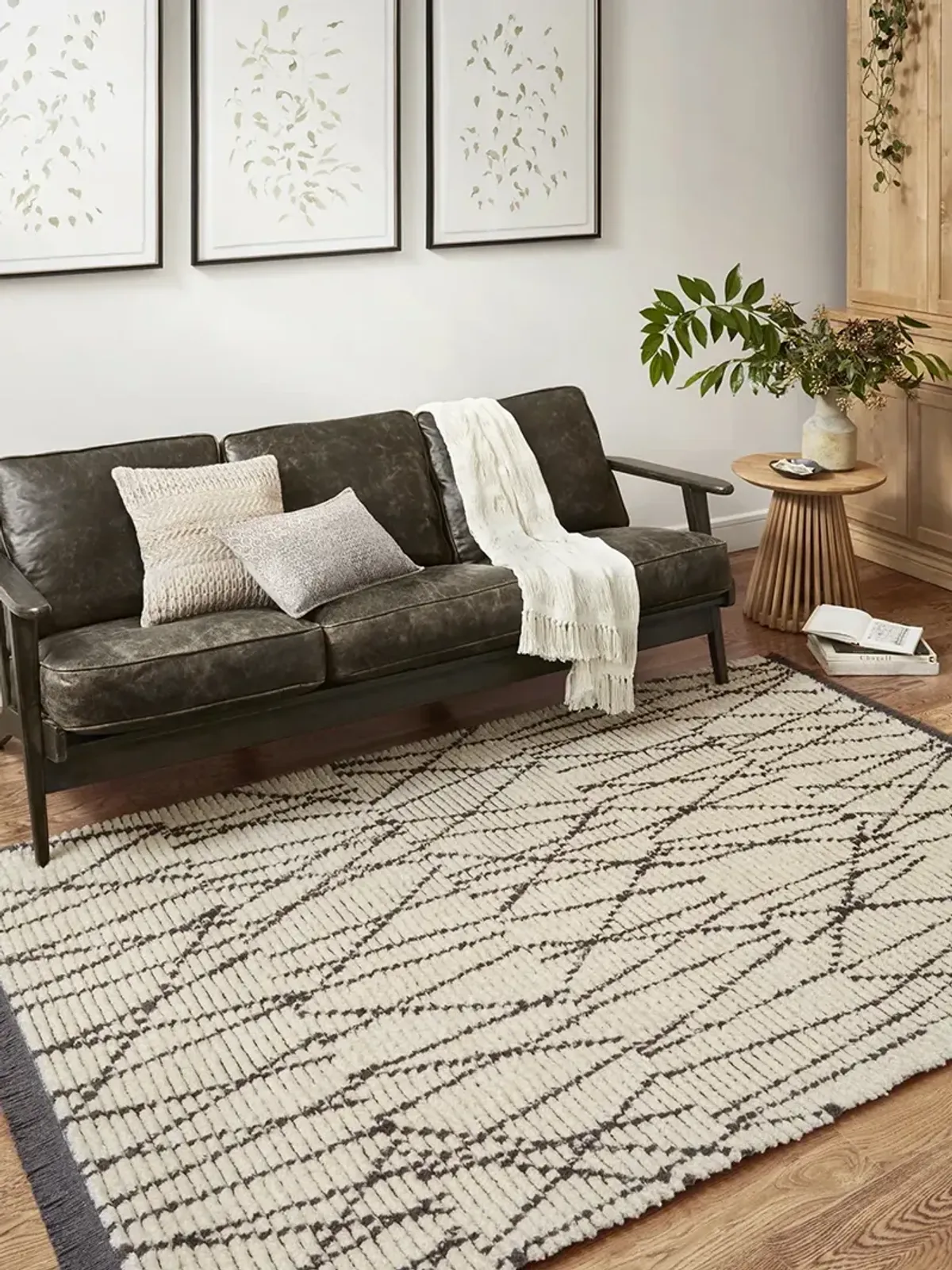 Alice ALI01 Cream/Charcoal 6'5" x 9'2" Rug