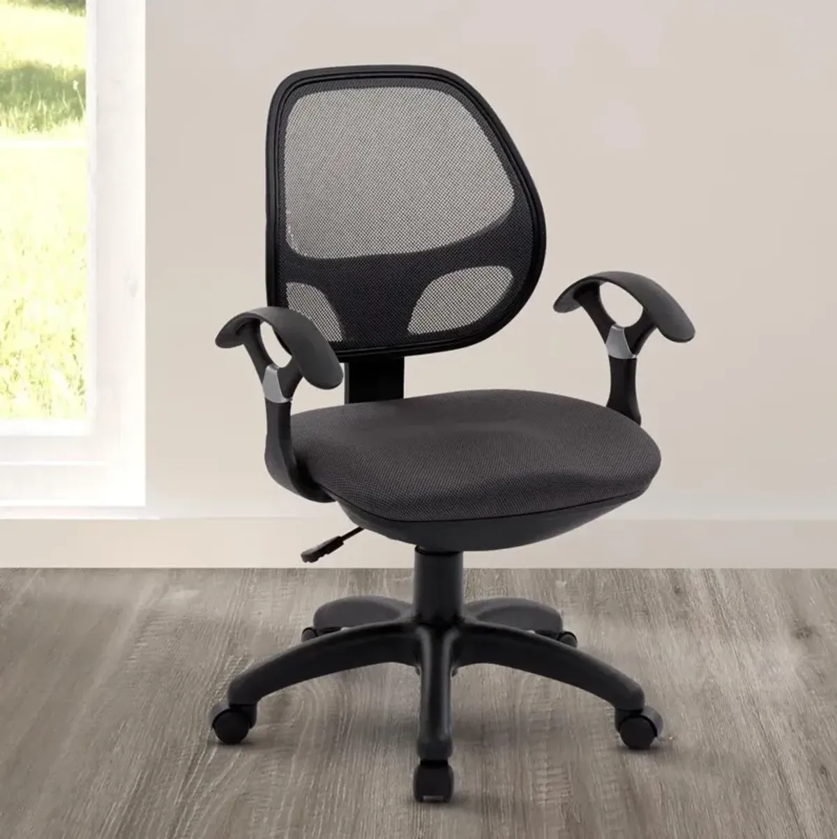 Techni Mobili Midback Mesh Task Office Chair. Color: Black