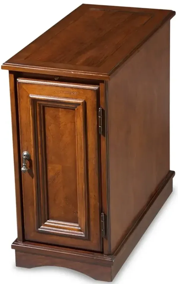 Cherry Chairside Chest, Belen Kox