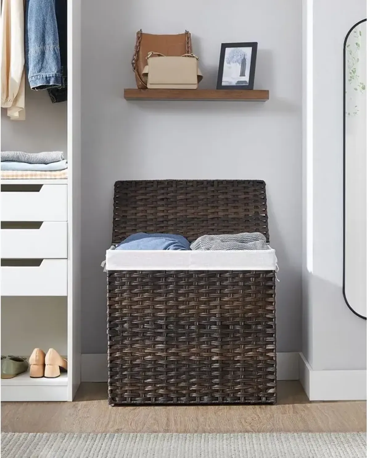 Collapsible Laundry Hamper Space-Saving Design with Easy-to-Carry Handles