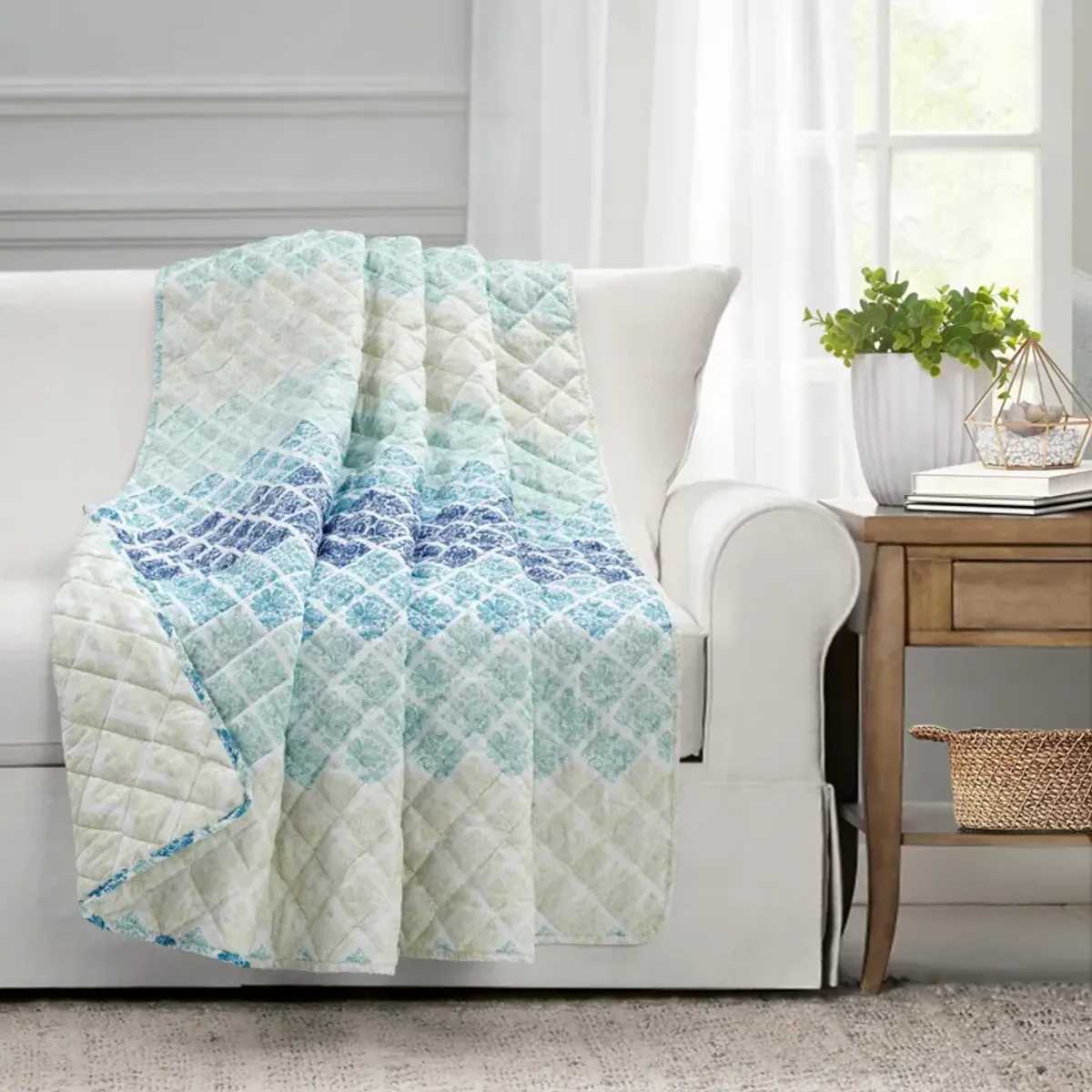 Medallion Ombre Throw