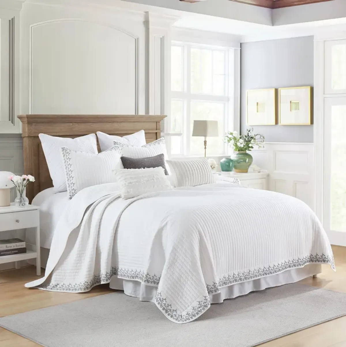 Marcielo 3-Piece 100% Cotton White Striped Quilt Set with Botanical Edge Embroidery Queen