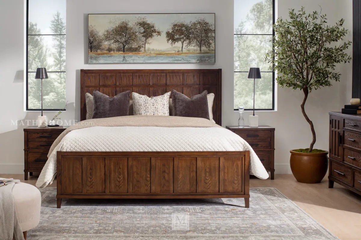Horizons 2-Drawer Nightstand in Amber
