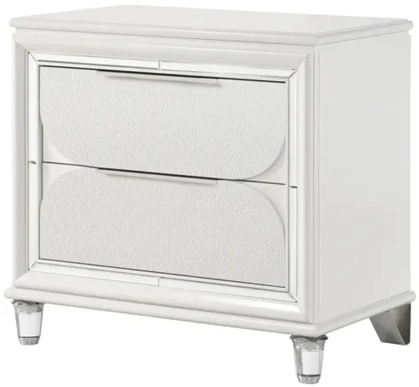 Tarian Nightstand, Pearl White Finish