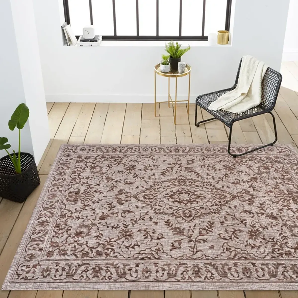 Jerash Ornate Medallion Indoor/Outdoor Area Rug