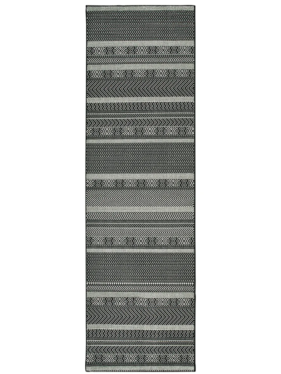 Luna 2'3" x 7'6" Black Rug