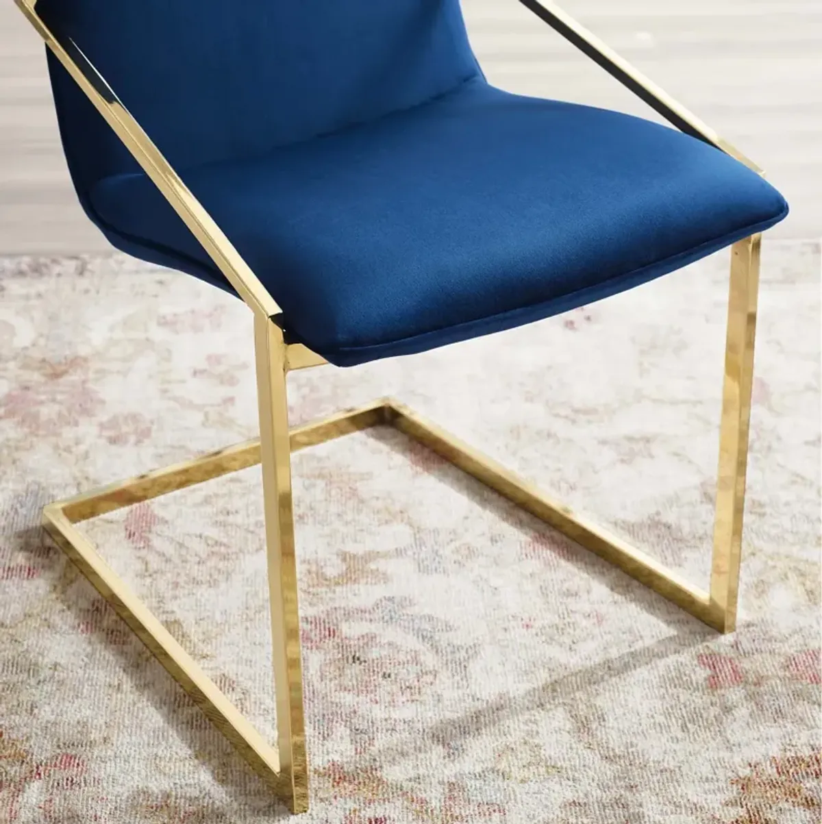 Pitch Performance Velvet Dining Armchair