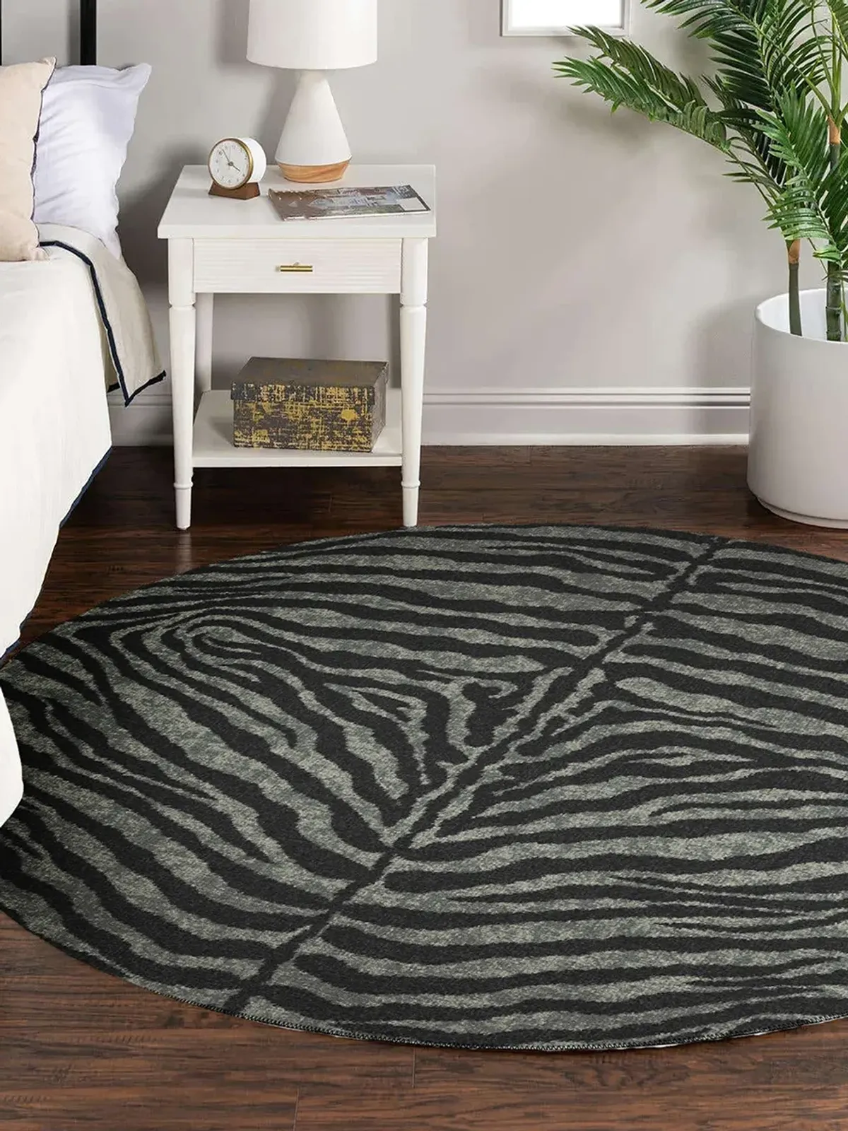 Mali ML1 Midnight 8' Rug