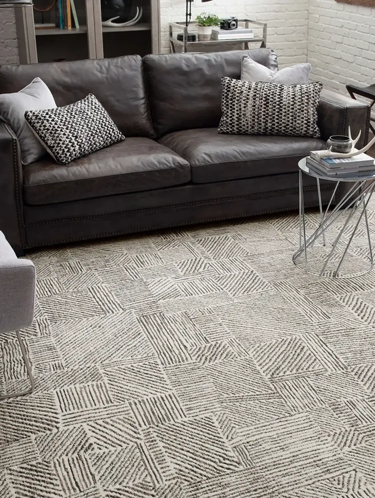 Vanguard by Drew & Jonathan Home Minoan Frost gray 6' 6" X 9' 6" Rug