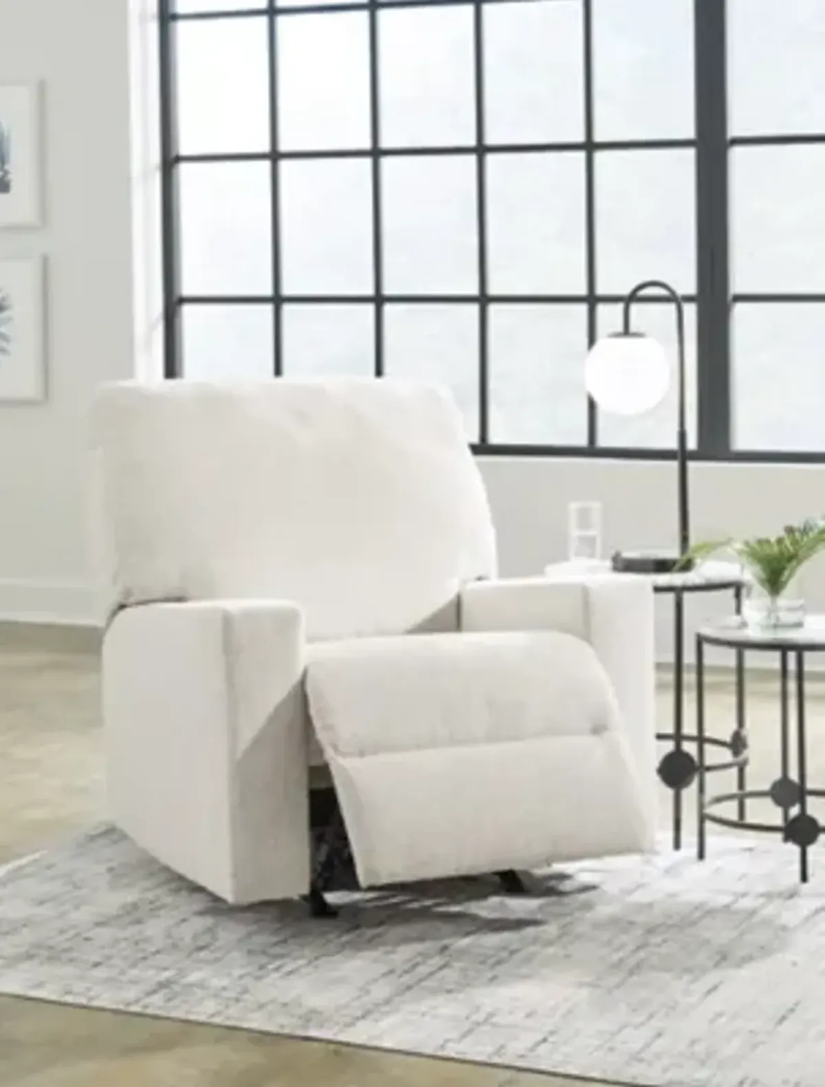 Rannis Snow Rocker Recliner