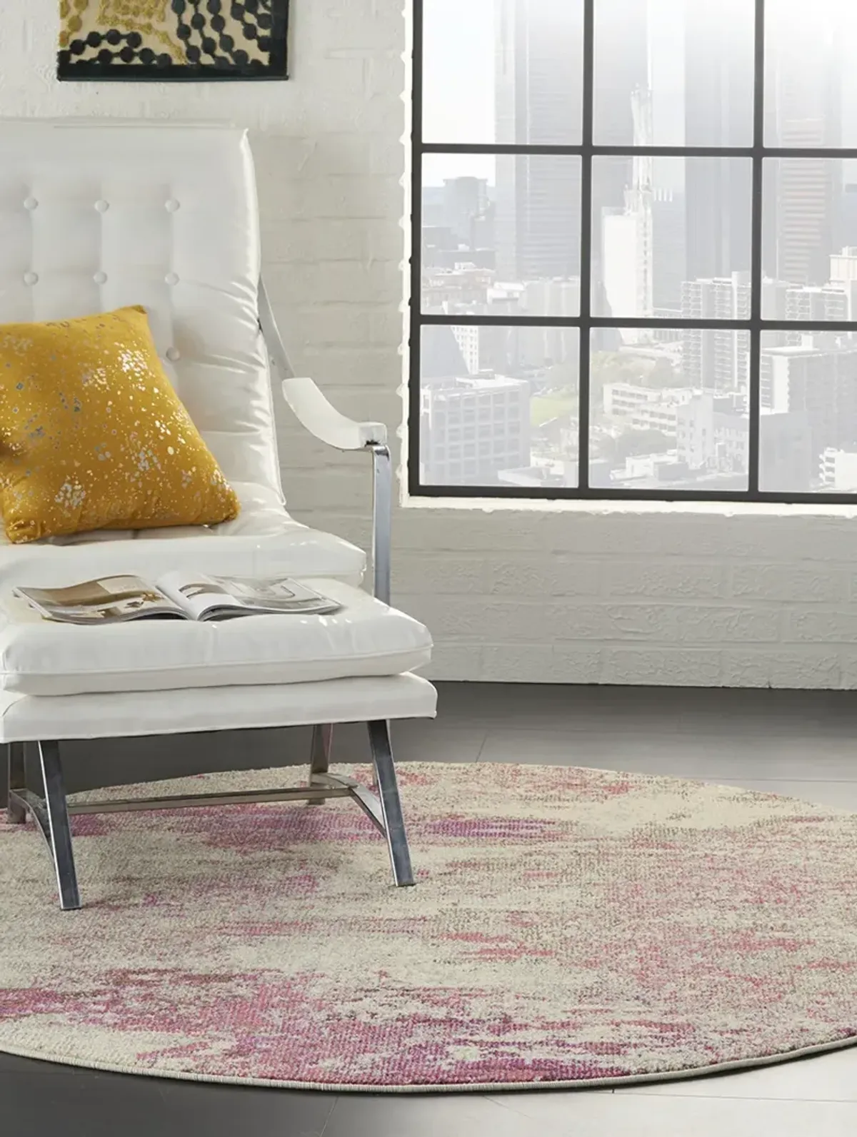 Celestial CES02 Ivory/Pink 4' x Round Rug