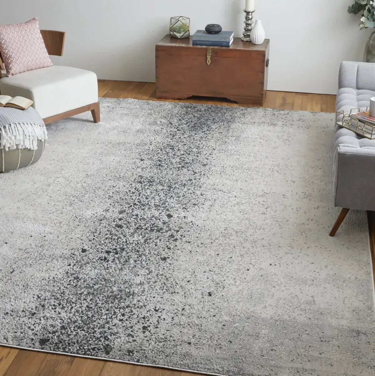 Astra 39L2F Ivory/Gray/Black 1'8" x 2'10" Rug