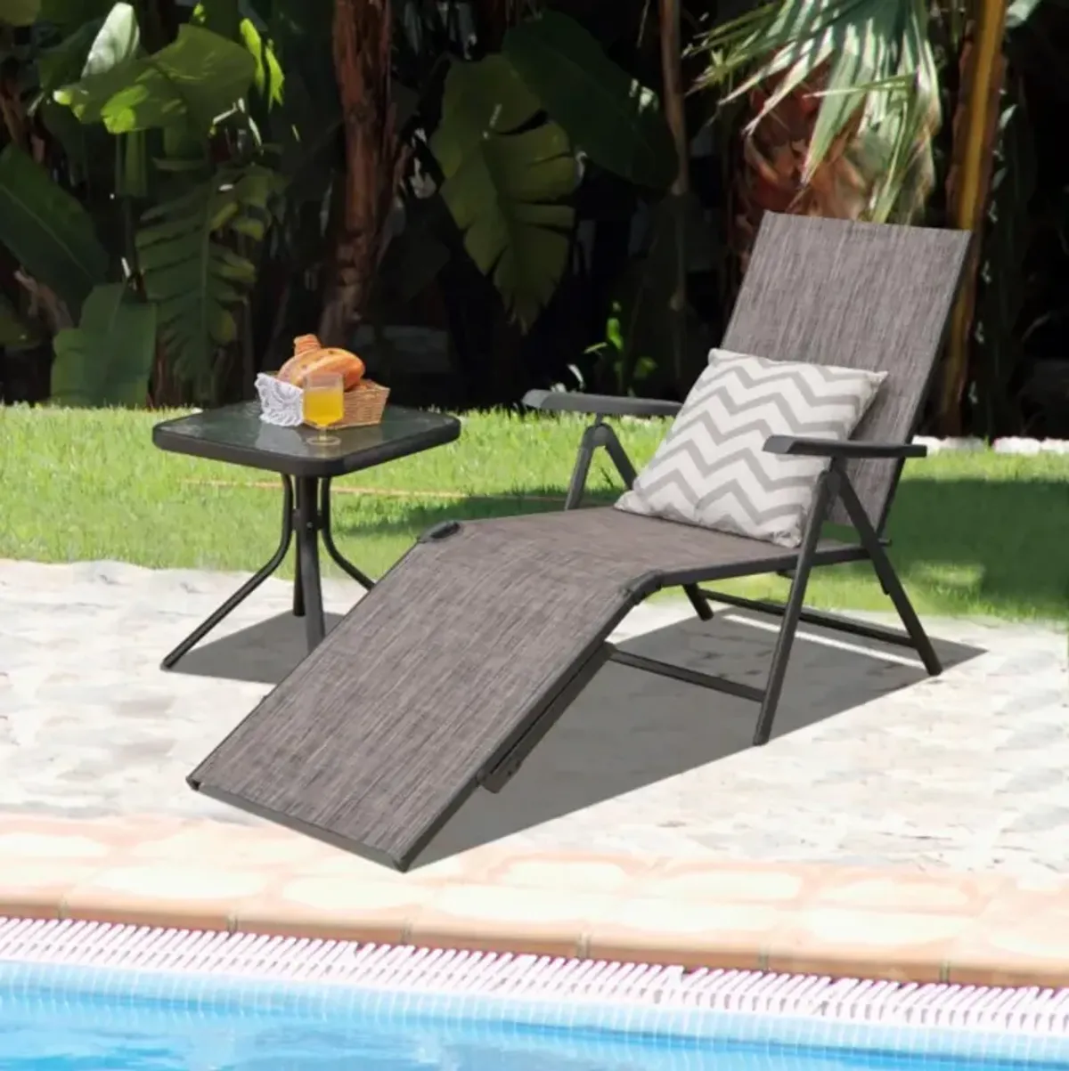 Hivvago Patio Foldable Chaise Lounge Chair with Backrest and Footrest