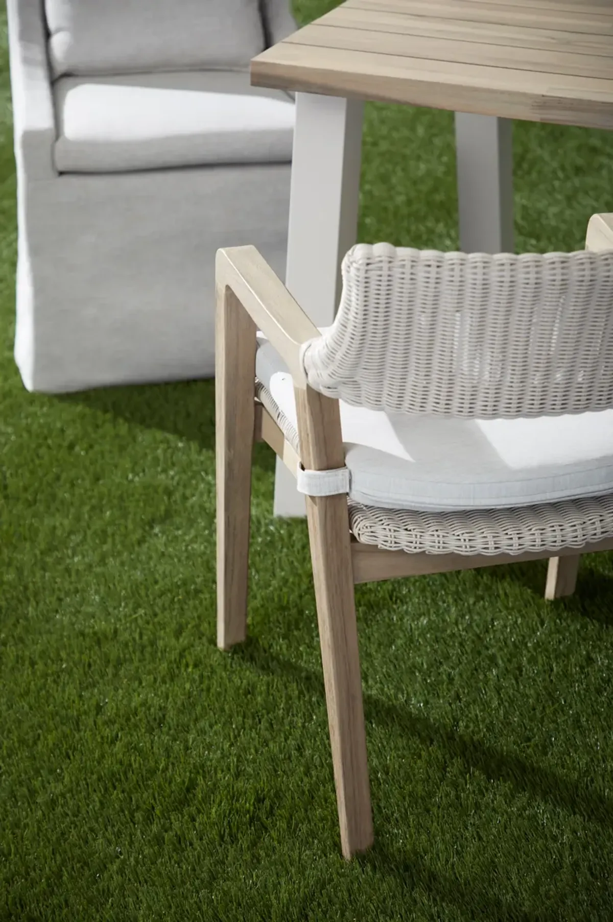 Lucia Outdoor Arm Chair