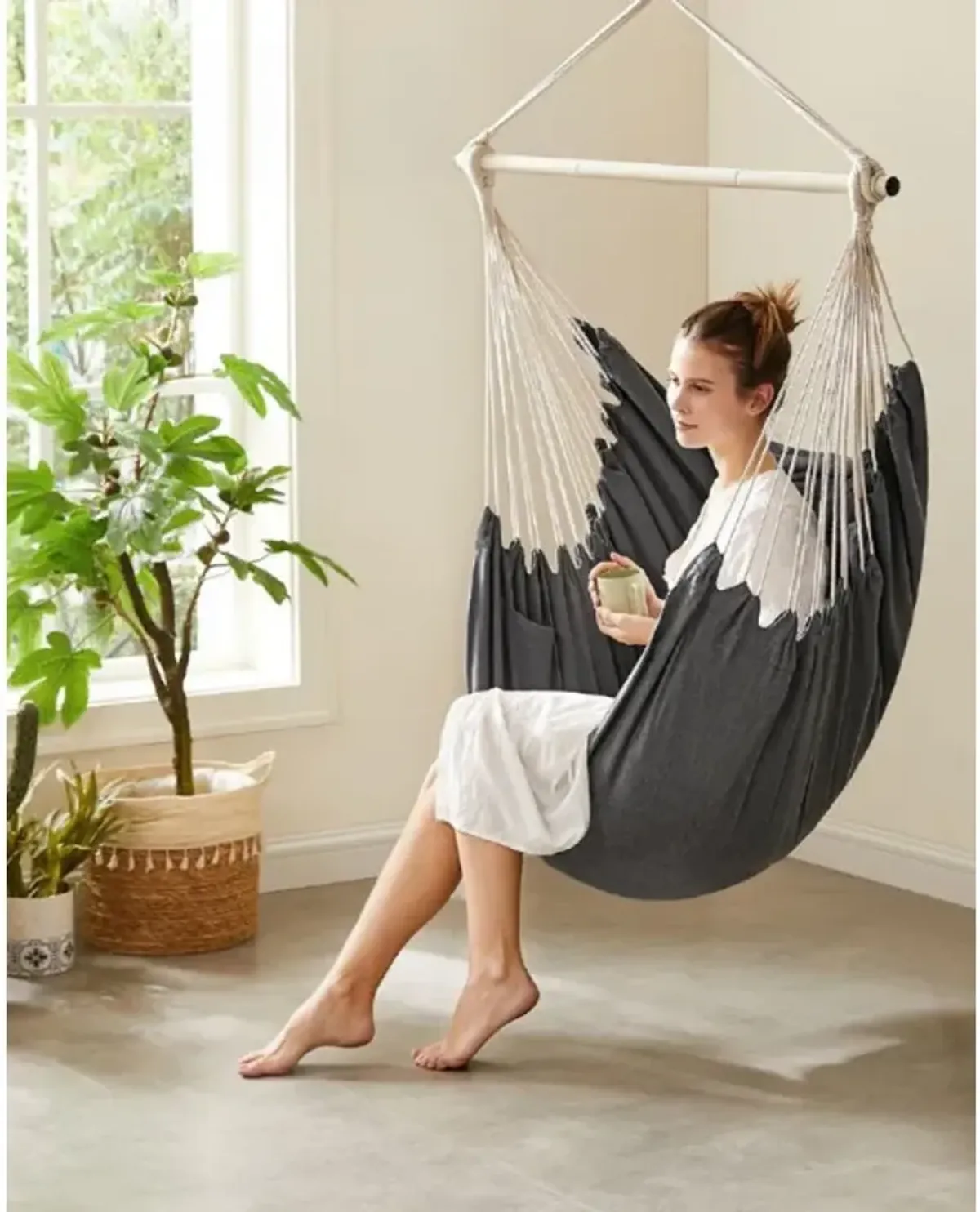 Hanging Hammock Chair with 2 Cushions for Indoor/Outdoor Relaxation