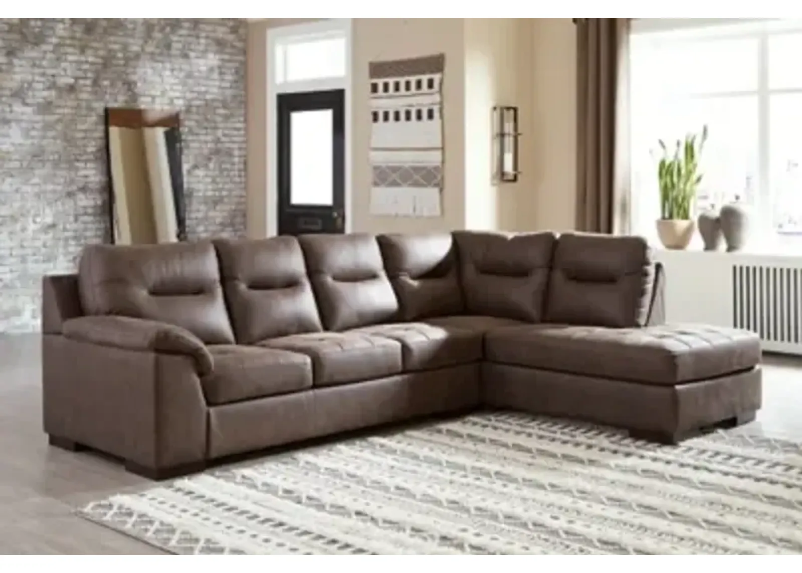 Maderla 2-Piece Sectional with Chaise