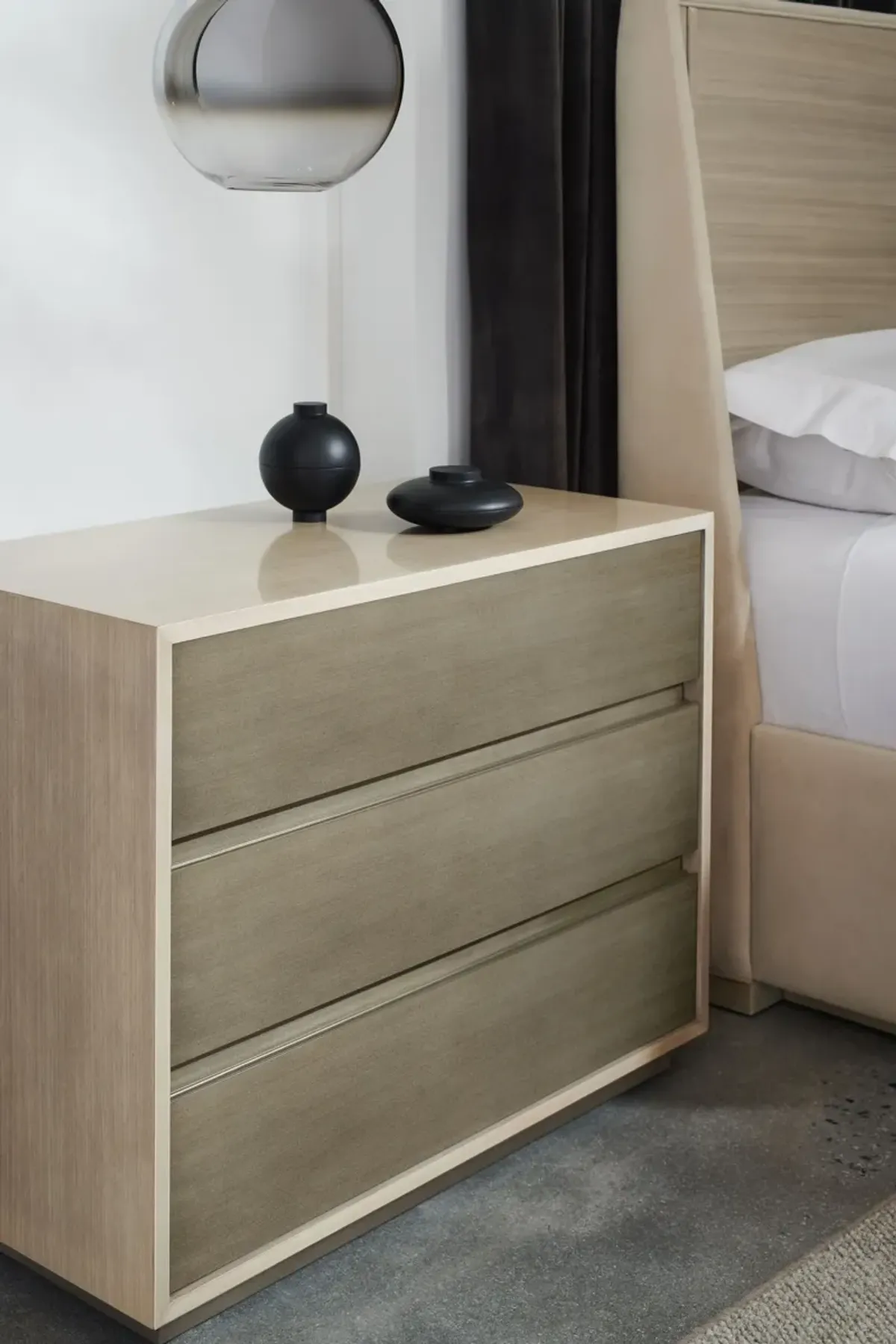 Da Vita Large Nightstand