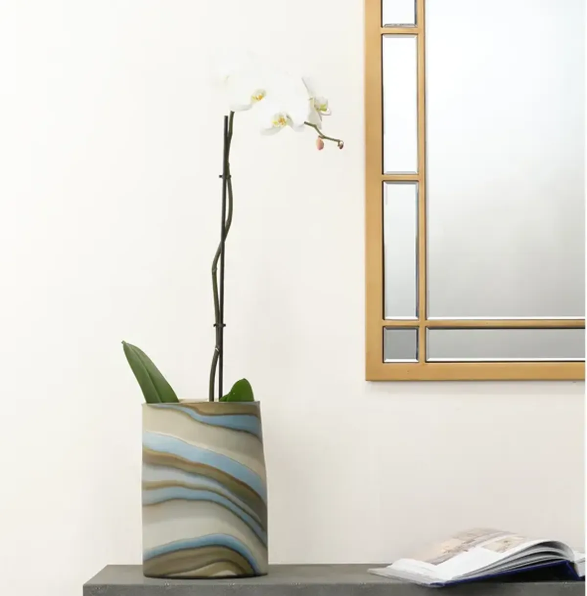 Terrene Vase