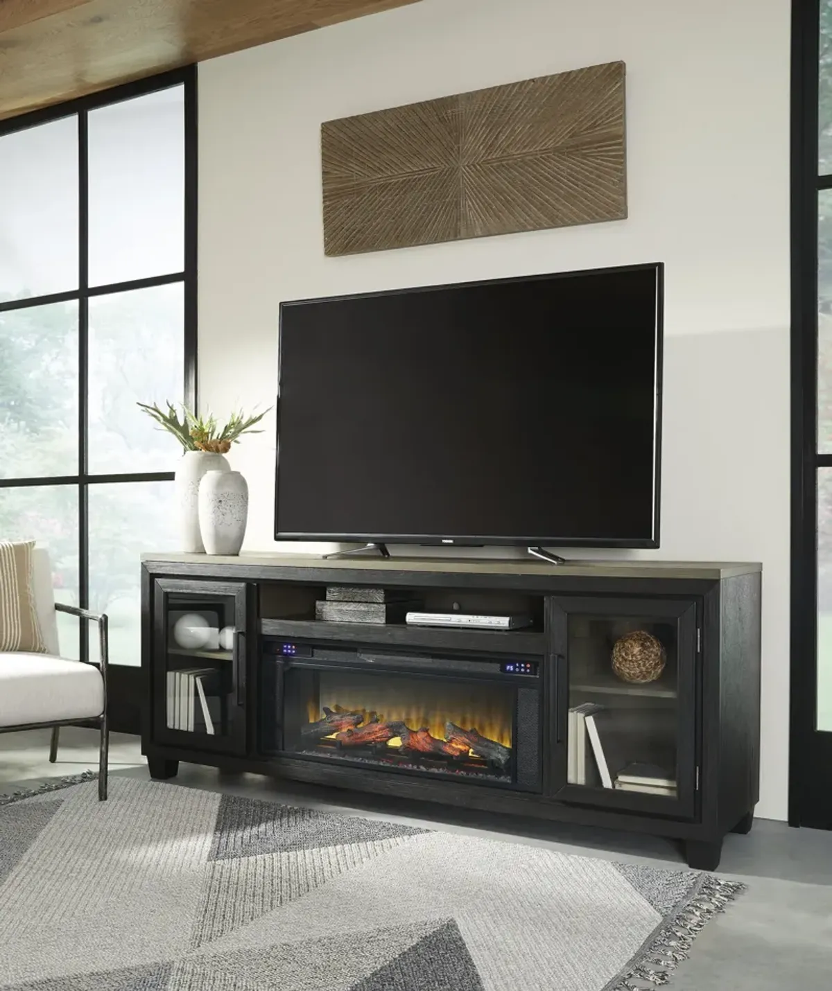 Foyland 83" TV Stand