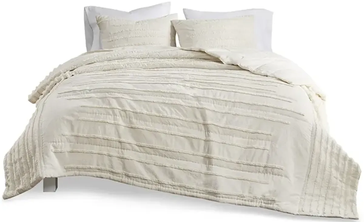 Gracie Mills Sotelo Modern Chenille Trimmed Cotton Quilt Set