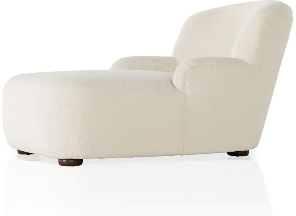 Kadon Chaise Lounge