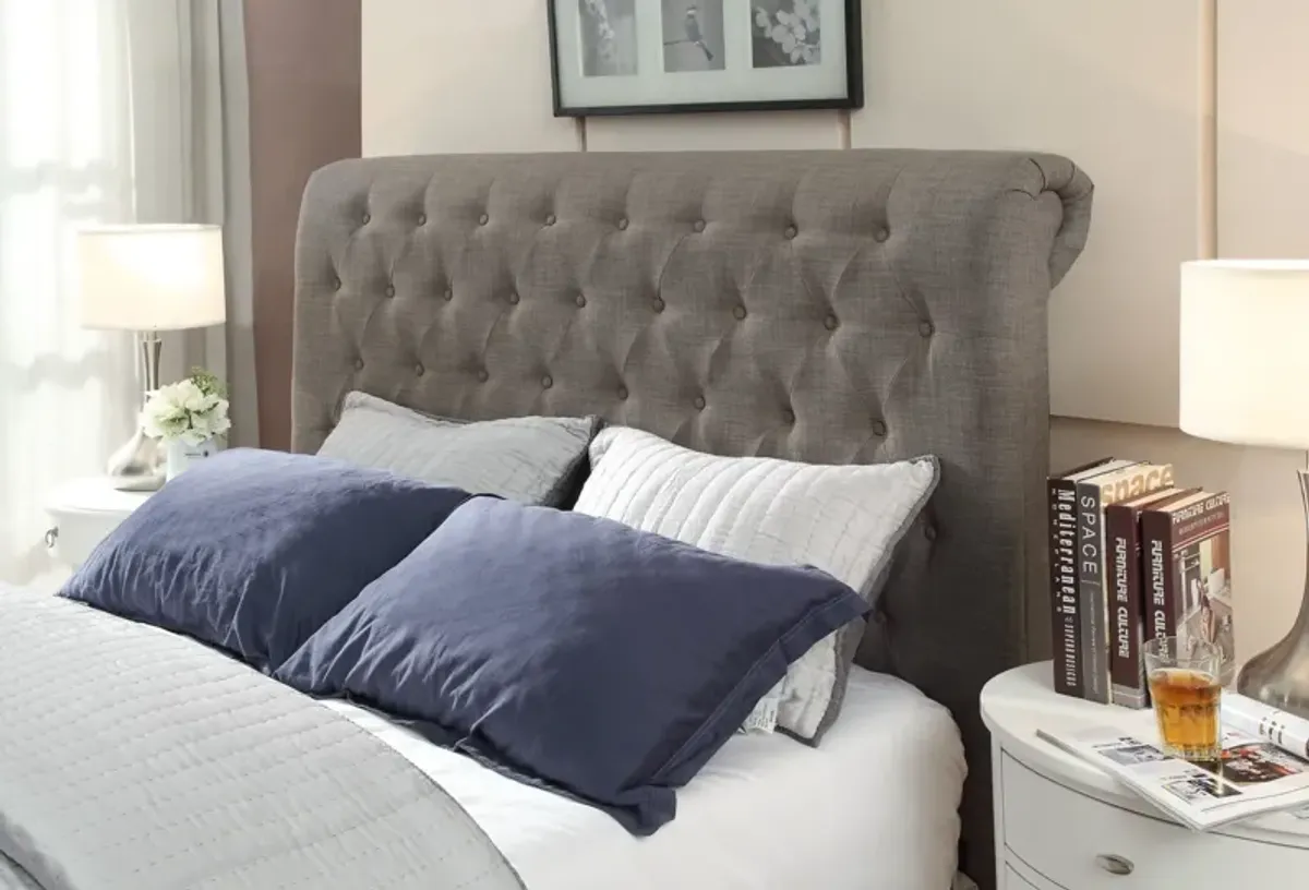 Royal Tufted Queen Platform Bed