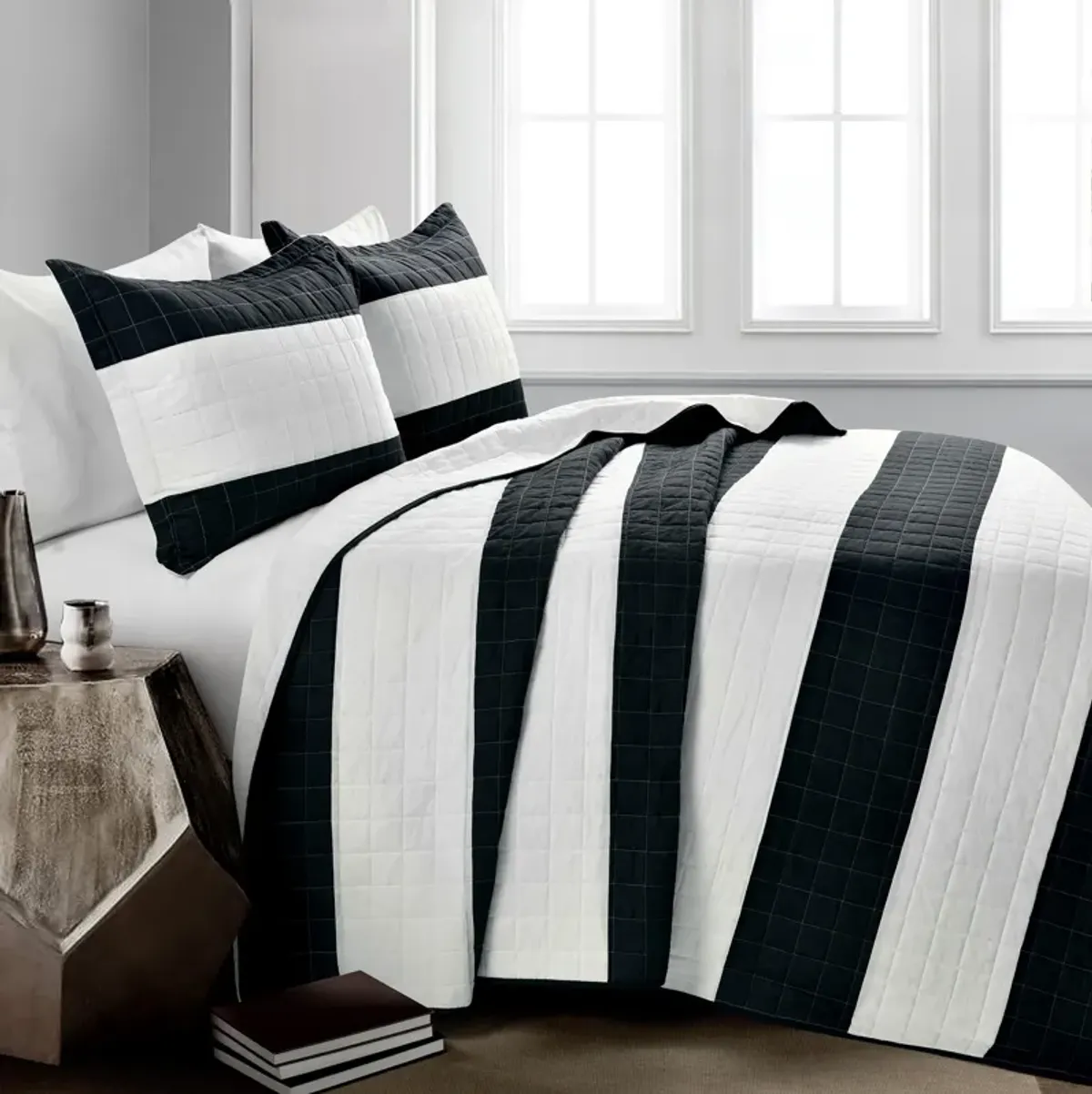 New Berlin Stripe Quilt 3Pc Set