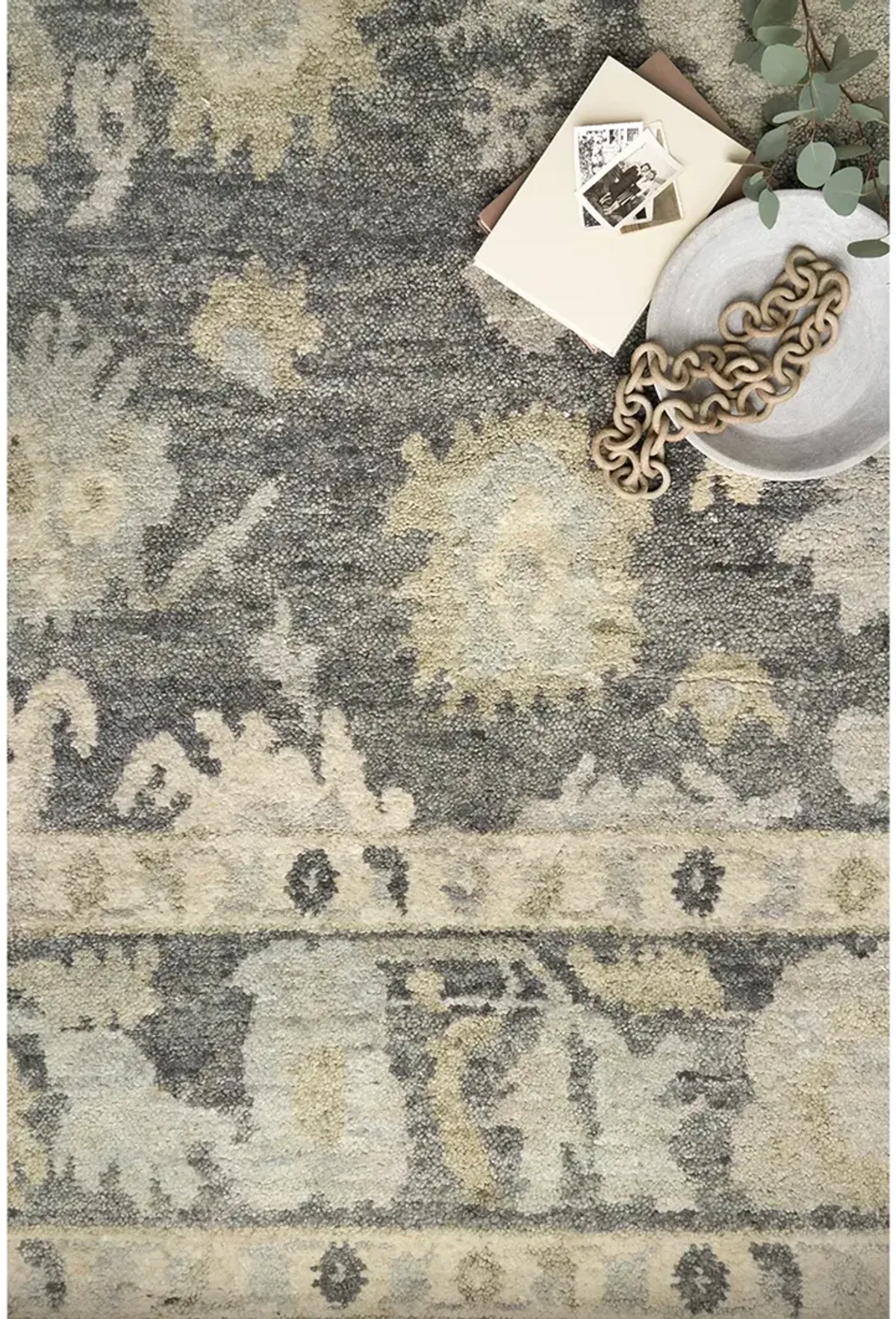 Clement CLM05 Midnight/Antique Ivory 8'6" x 11'6" Rug