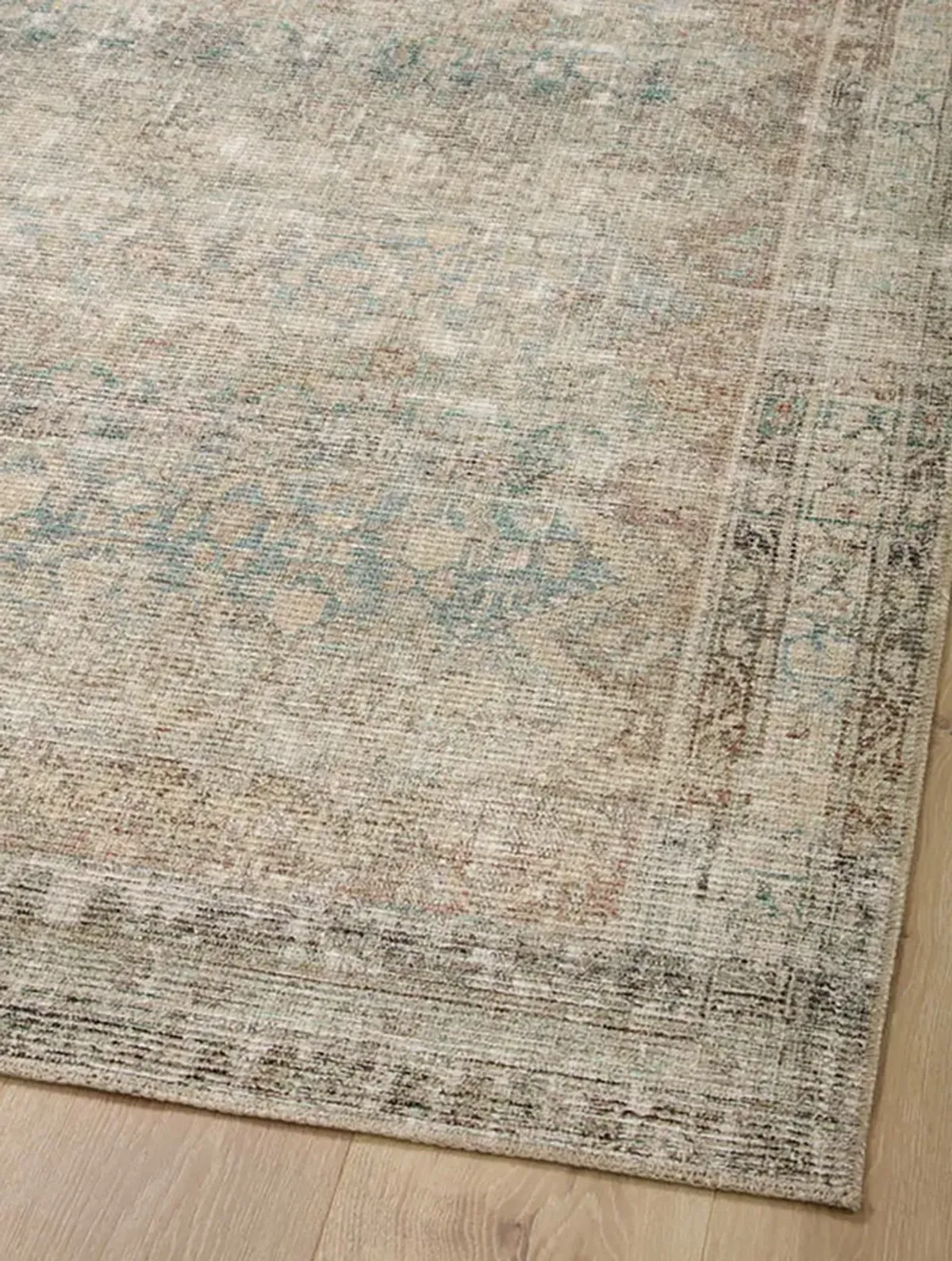 Aubrey AUB03 5'" x 5'" Rug