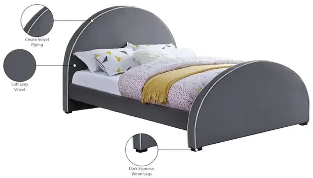 Meridian Furniture Brody Grey Velvet Queen Bed
