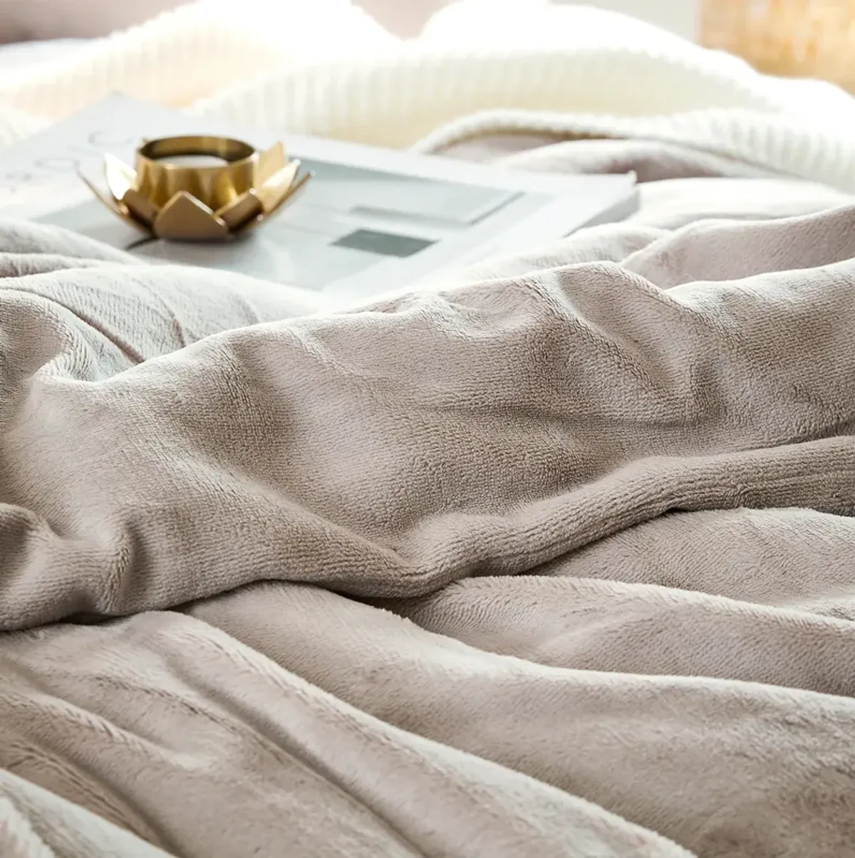 Git Cozy - Coma Inducer® Oversized Comforter - Nashville Nights