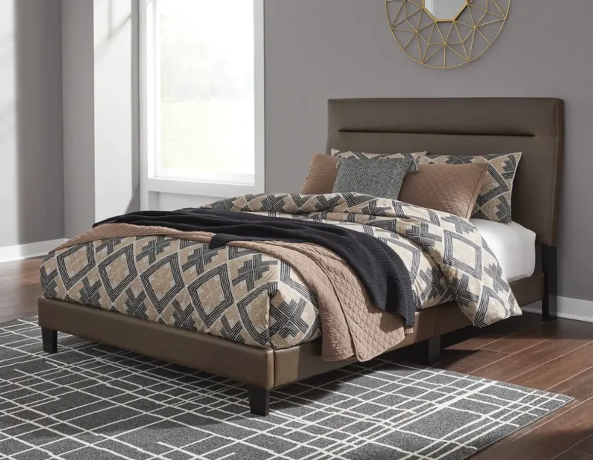 Adelloni King Upholstered Bed