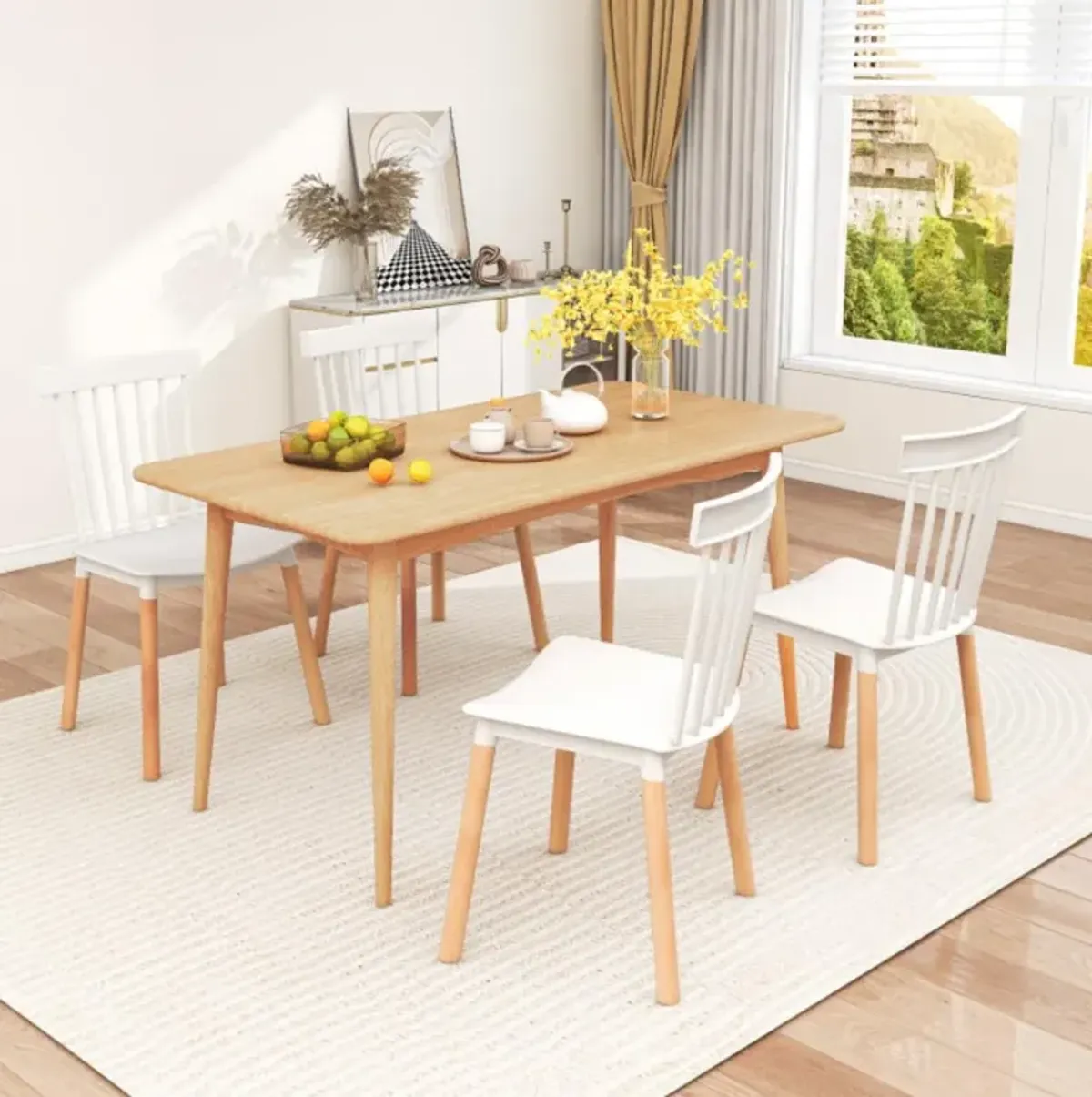 Hivvago Set of 4 Windsor Dining Chairs with Spindle Backs and Curved Seats