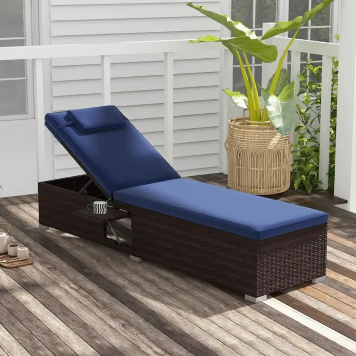 Hivvago Outdoor PE Rattan Chaise Lounge with 6-level Backrest