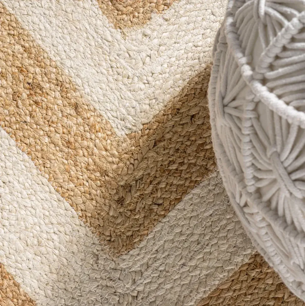 Piper Two Tone Chevron Round Jute Area Rug