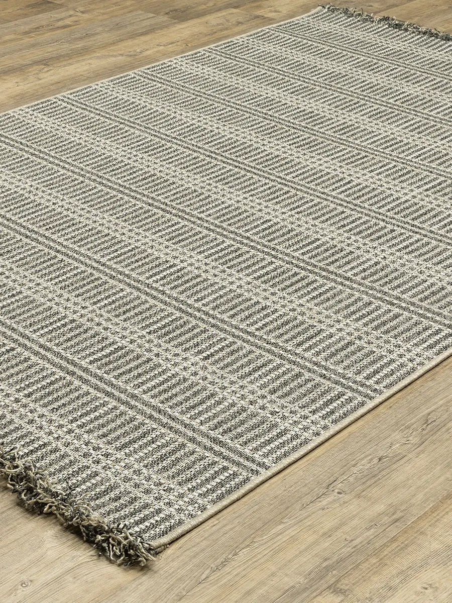 Gillian 1'10" x 7'6" Beige Rug