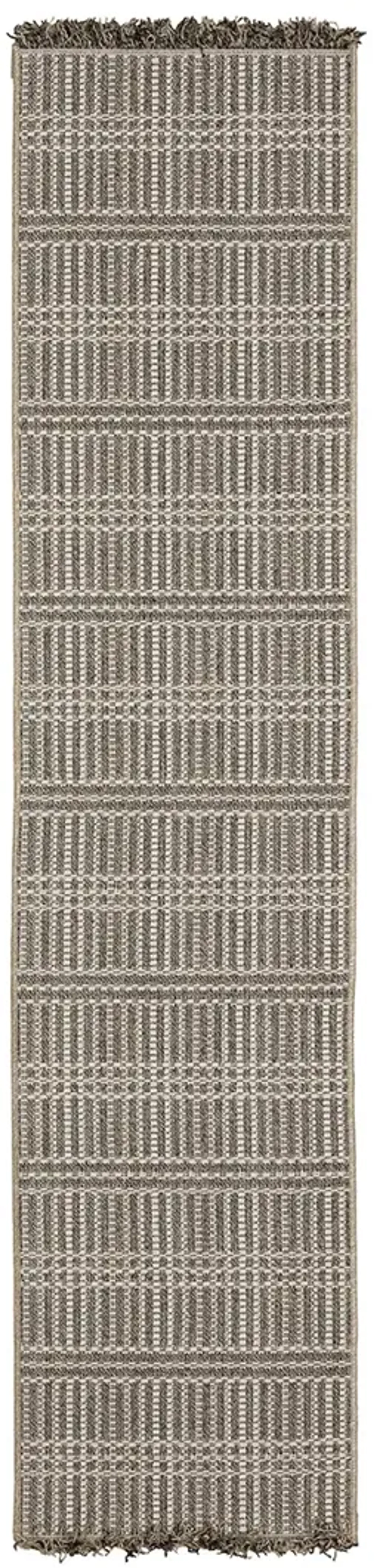 Gillian 1'10" x 7'6" Beige Rug