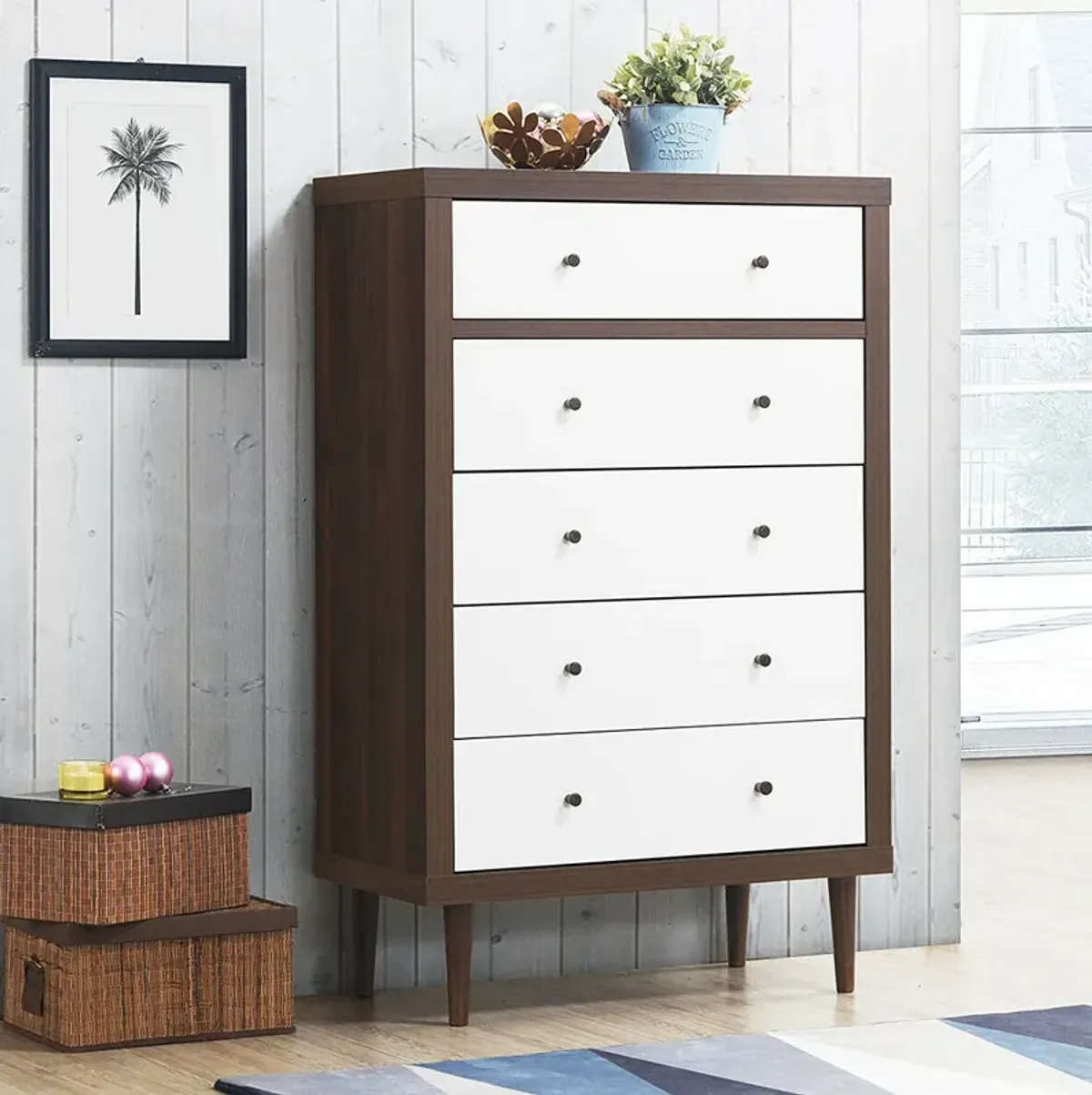 Antique-Style Free-Standing Dresser with 5 Drawers