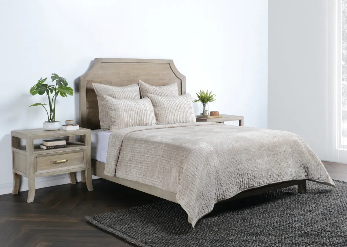 Bari Pebble 3-Piece Queen Velvet Quilt Set