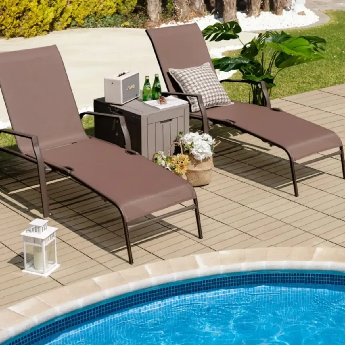 Hivvago  2 Pieces Patio Folding Chaise Lounge Chair Set with Adjustable Back-Brown