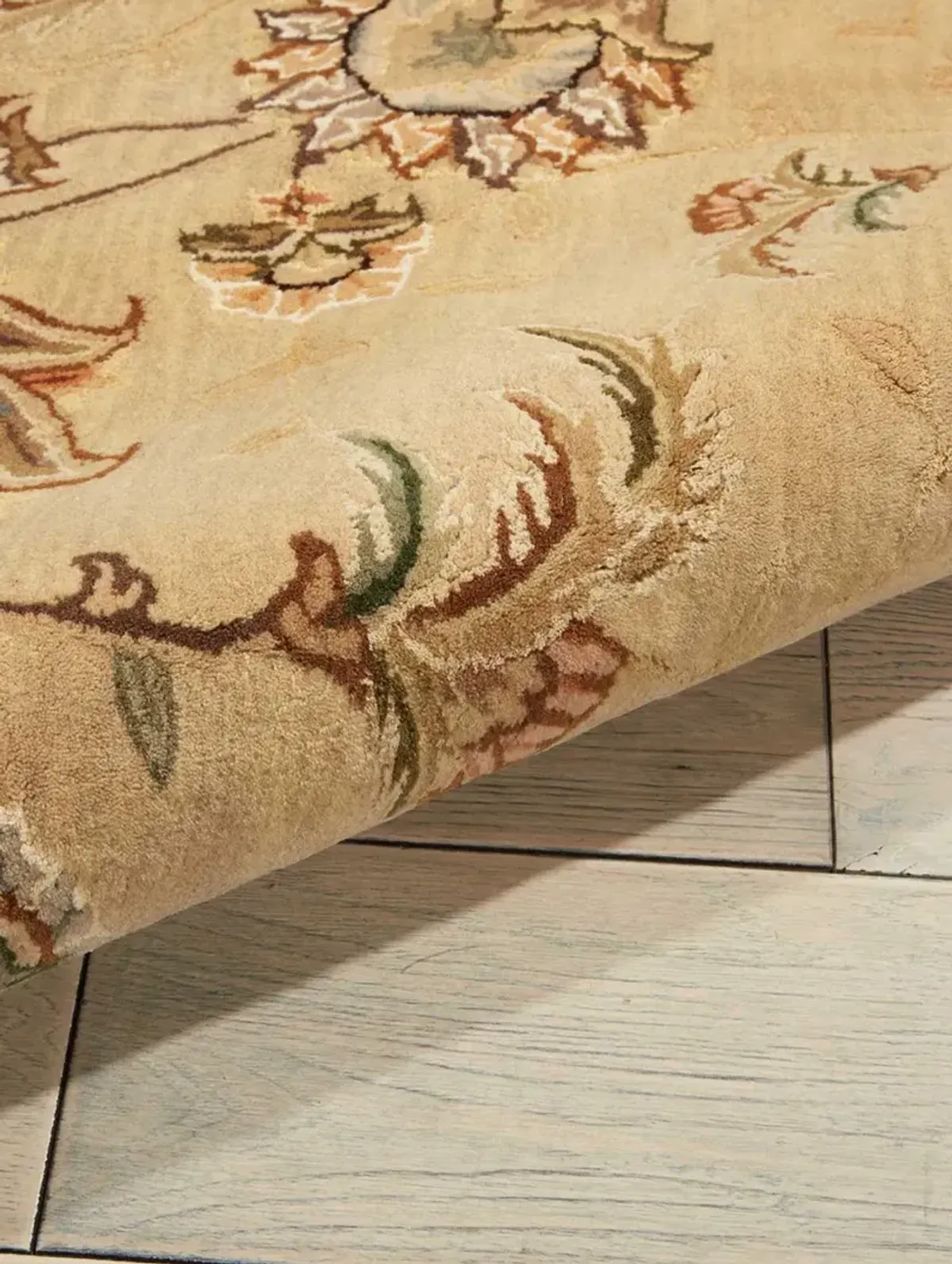 Nourison 2000 2360 Beige 4' x Round Rug